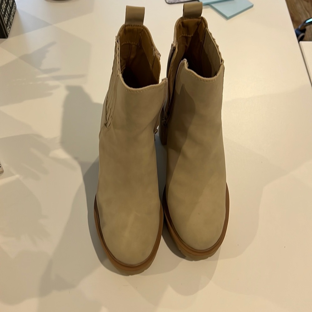 Women’s Dolce Vita boot